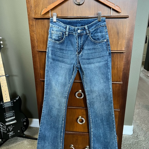 Bundle of seven gently used JEANS 👖 for teenager girls!! - Picture 1 of 8